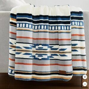 Pendleton Plush Throw Blanket in Aztec Print Saltillo Stripe 50x70" NWT